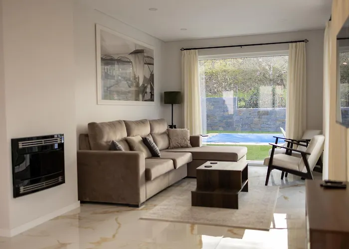 Julieta Ferreiros de Avoes